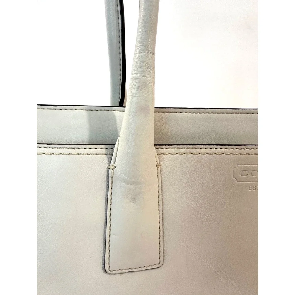 Coach Hamptons Y2K White Leather Purse Turnlock Tote Shoulder Classic Handbag